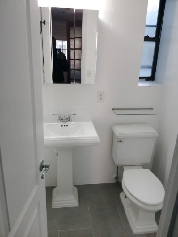 202 East 13th Street - Photo 3
