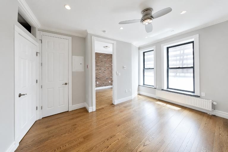 E 13th St., Unit 2h - Photo 3