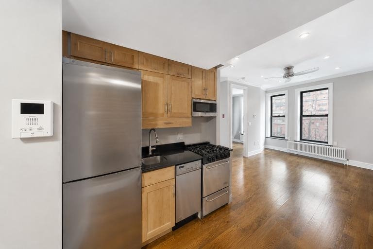 E 13th St., Unit 2h - Photo 0