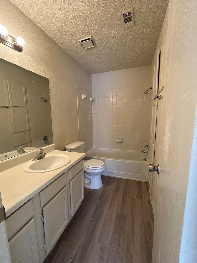 521 Greenlawn Blvd - Photo 9