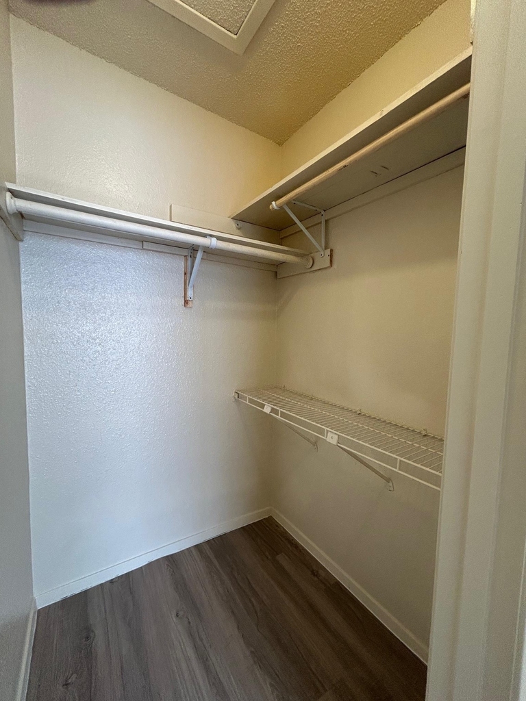 521 Greenlawn Blvd - Photo 10