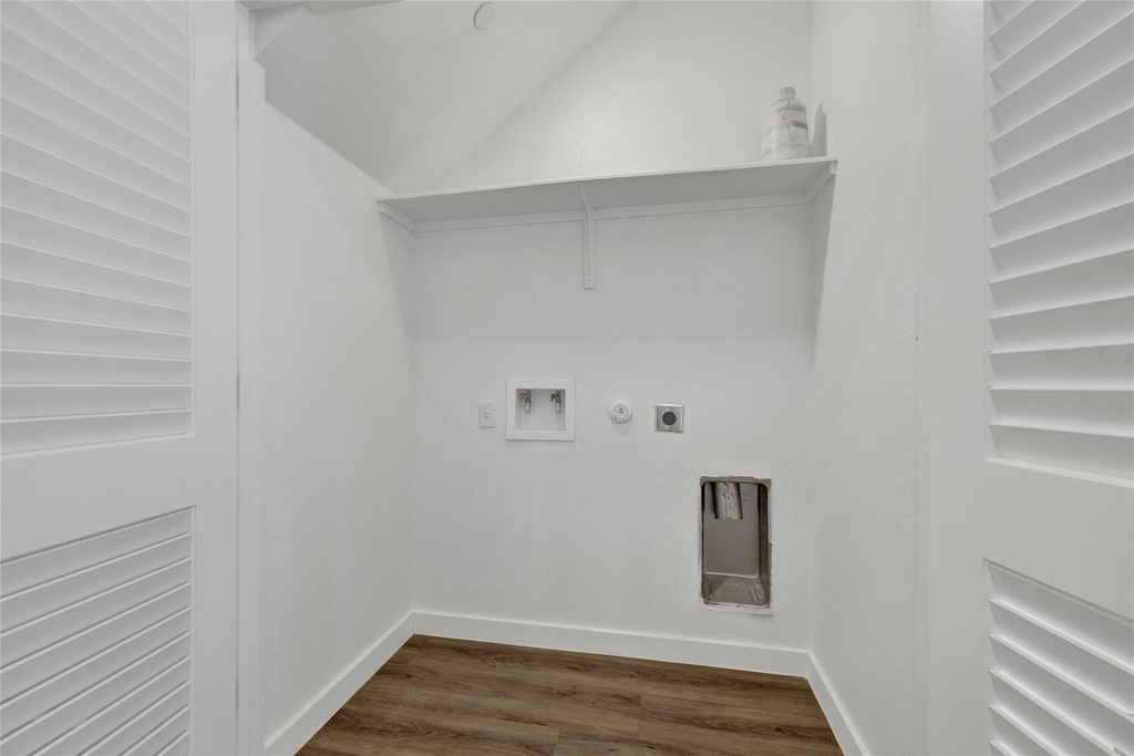 104 Creekside Trl - Photo 5