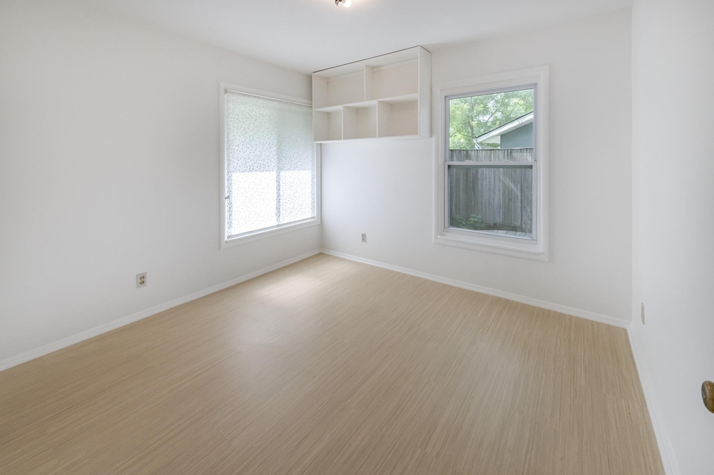 6202 Peggy St - Photo 9