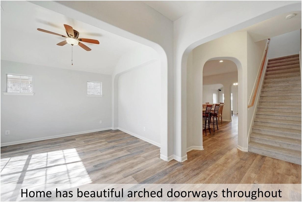 2605 Salorn Way - Photo 6