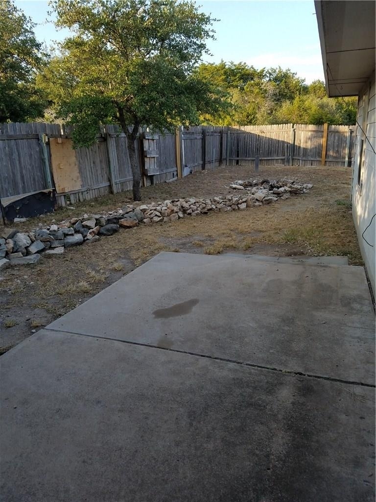 21635 Boggy Ford Rd - Photo 14