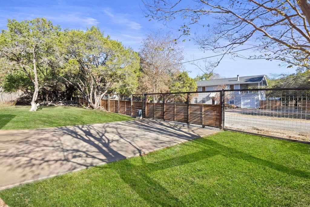301 Hub Dr - Photo 14