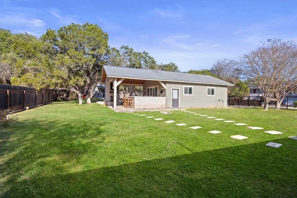 301 Hub Dr - Photo 30