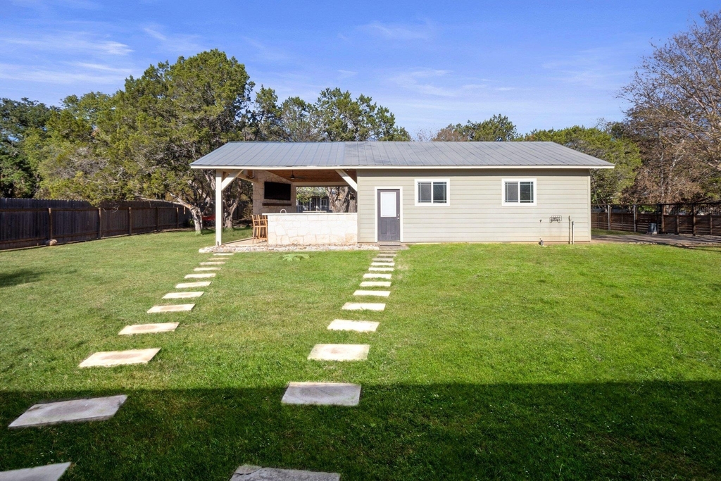 301 Hub Dr - Photo 29