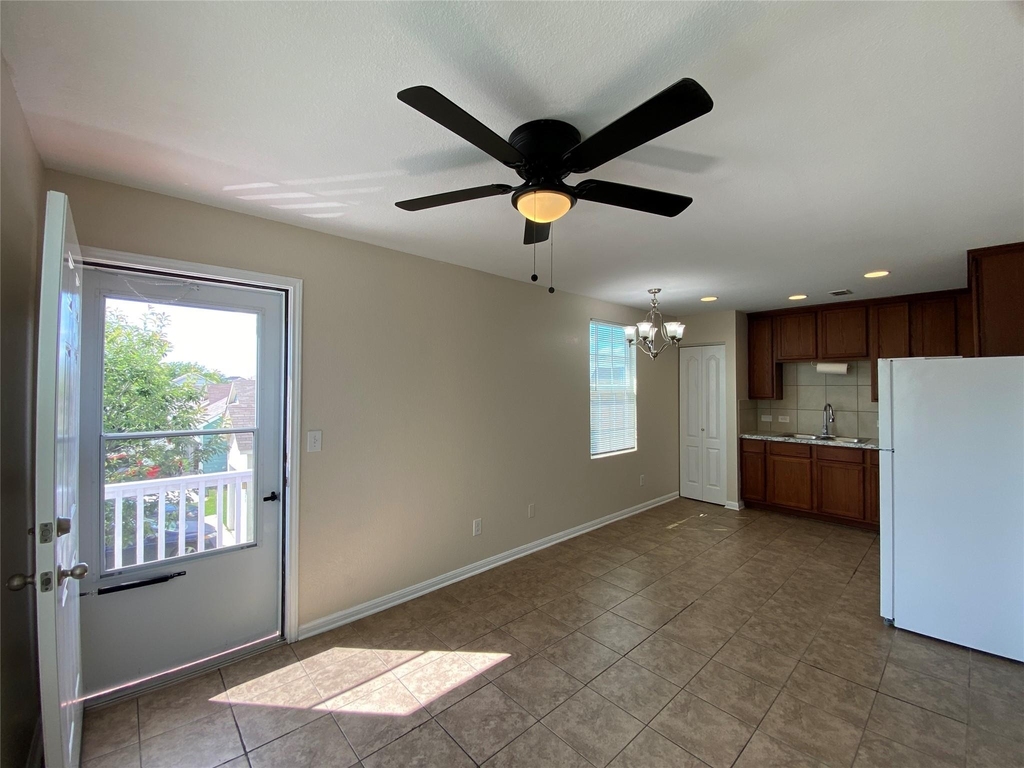 296 Ferrule Dr - Photo 4