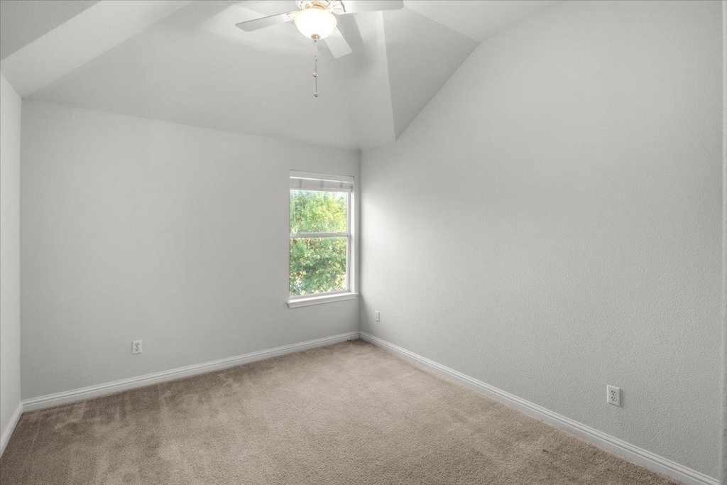19501 Brue St - Photo 21