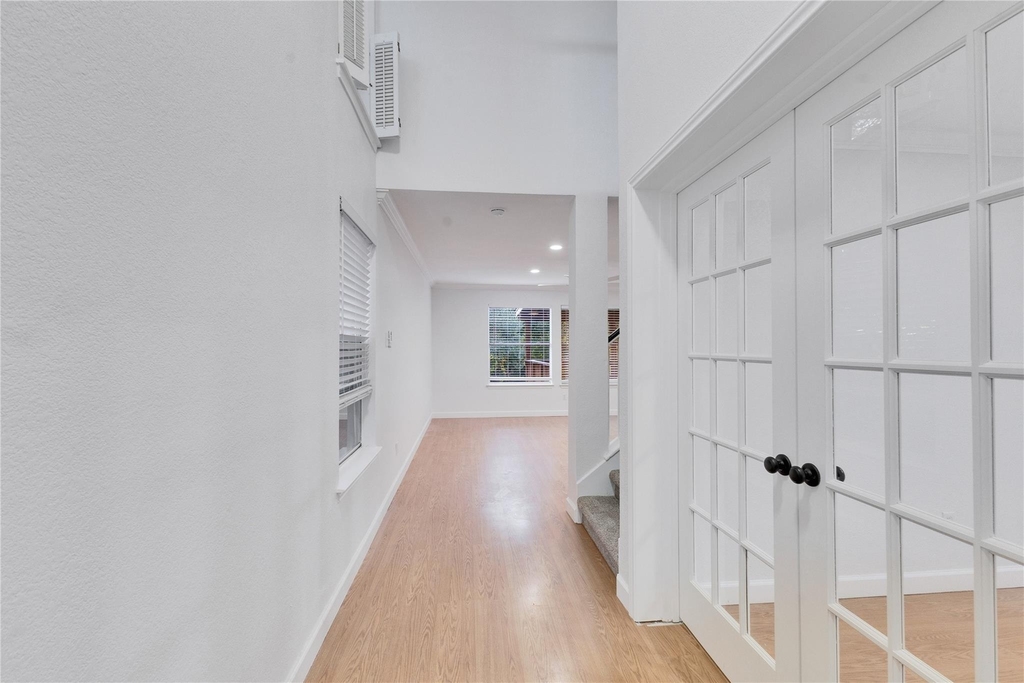 2607 Claudia Dr - Photo 1