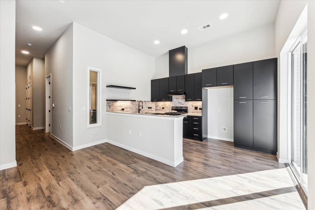 4510 Terry-o Ln - Photo 0