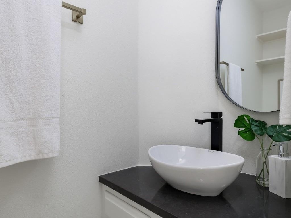 1805 White Oak Cv - Photo 11