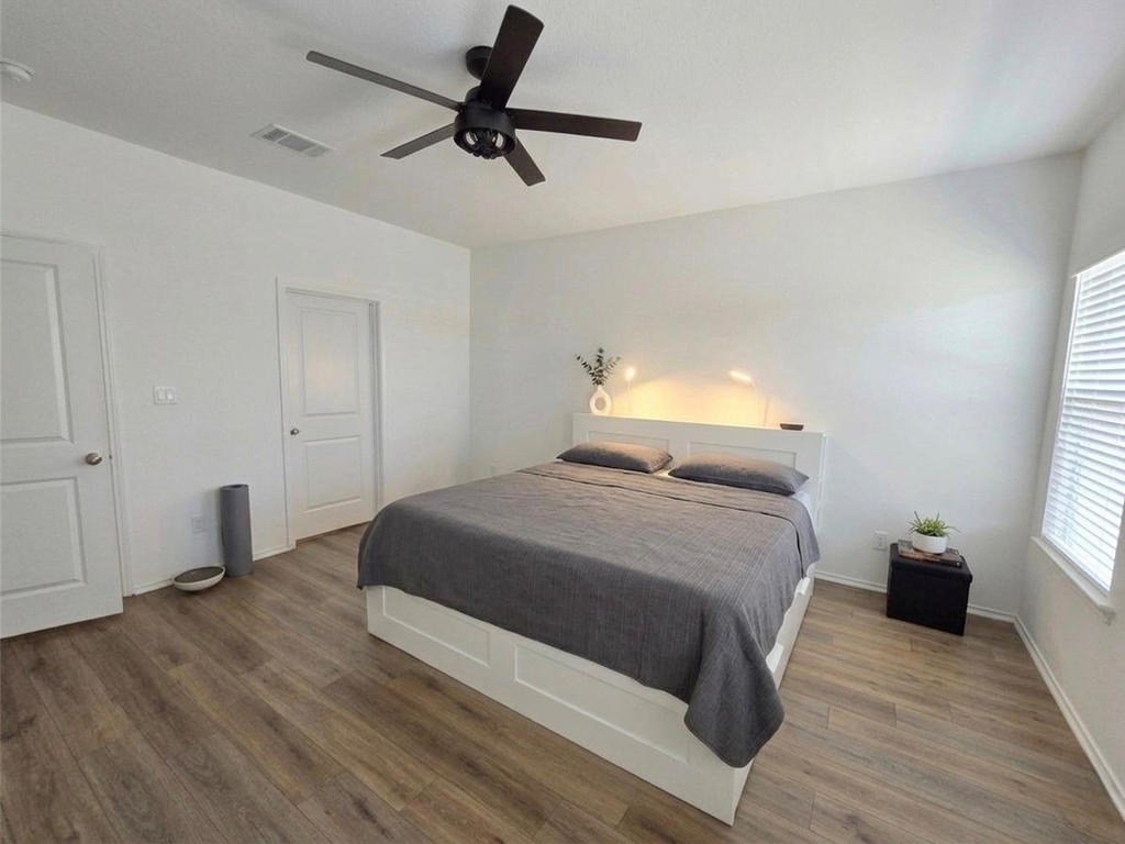208 Wolf Springs Rd - Photo 11