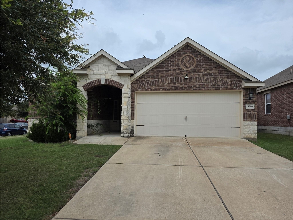 19600 Per Lange Pass - Photo 0