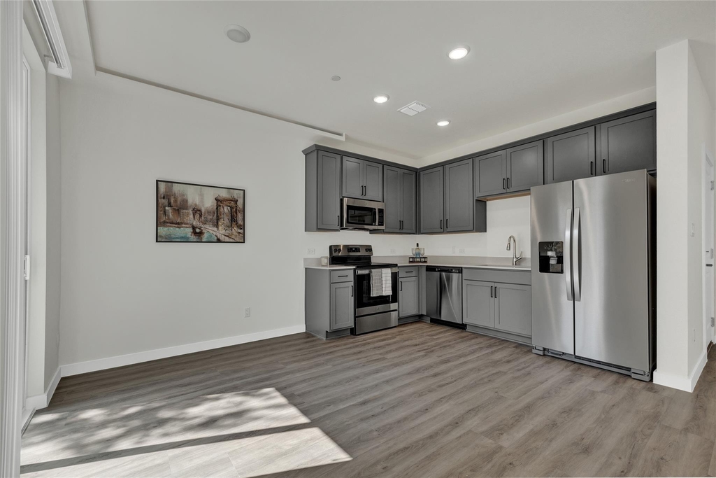 104 Creekside Trl - Photo 16