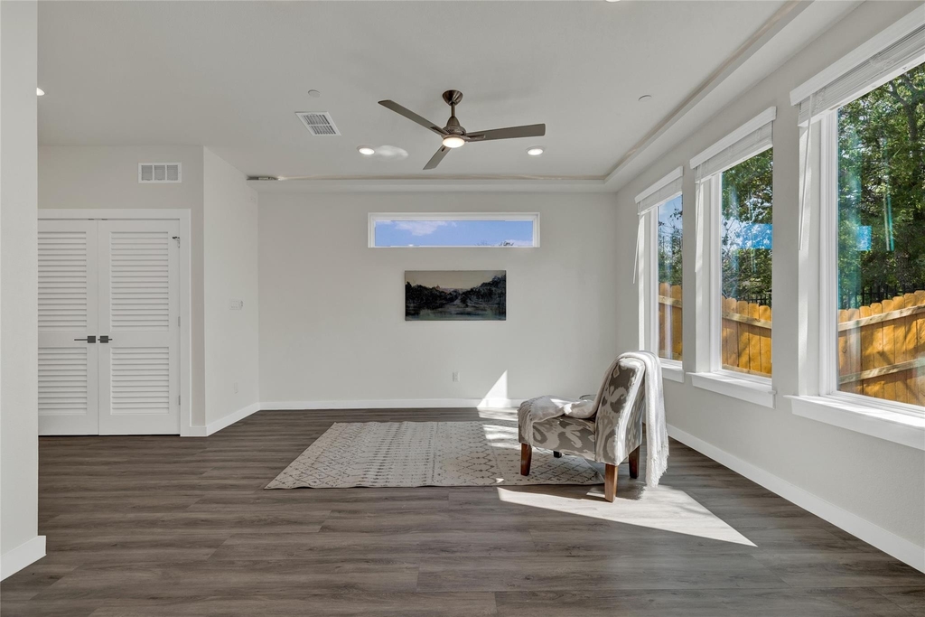 104 Creekside Trl - Photo 6
