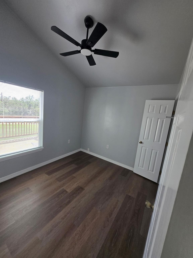 22101 Four Hundred Ave - Photo 14