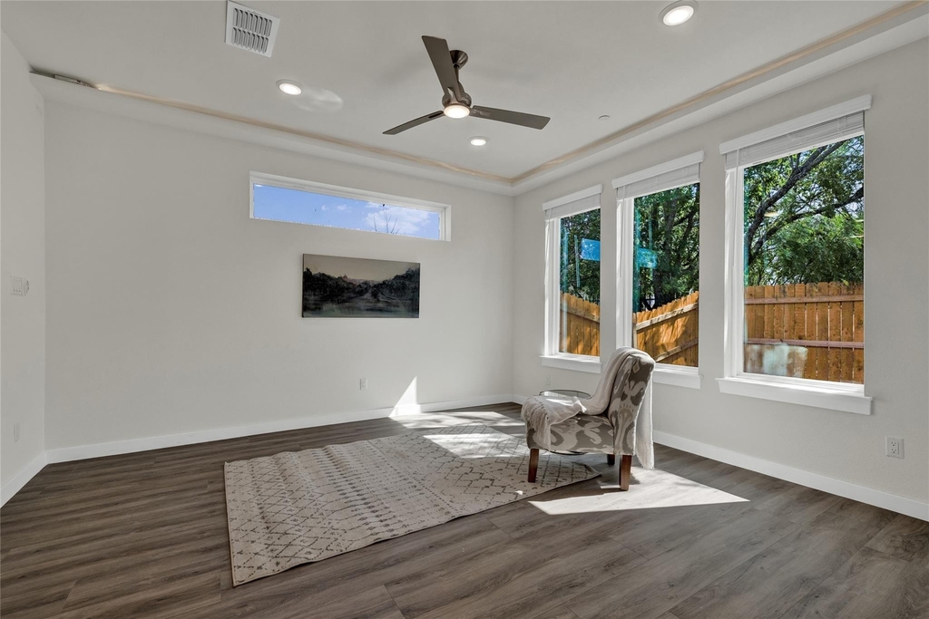 104 Creekside Trl - Photo 13