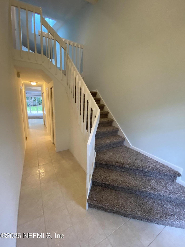 8562 Sturbridge Circle W - Photo 14