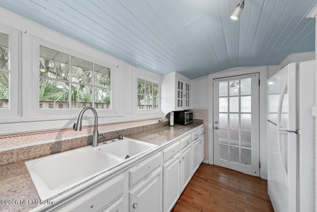 2813 Princeton Avenue - Photo 24