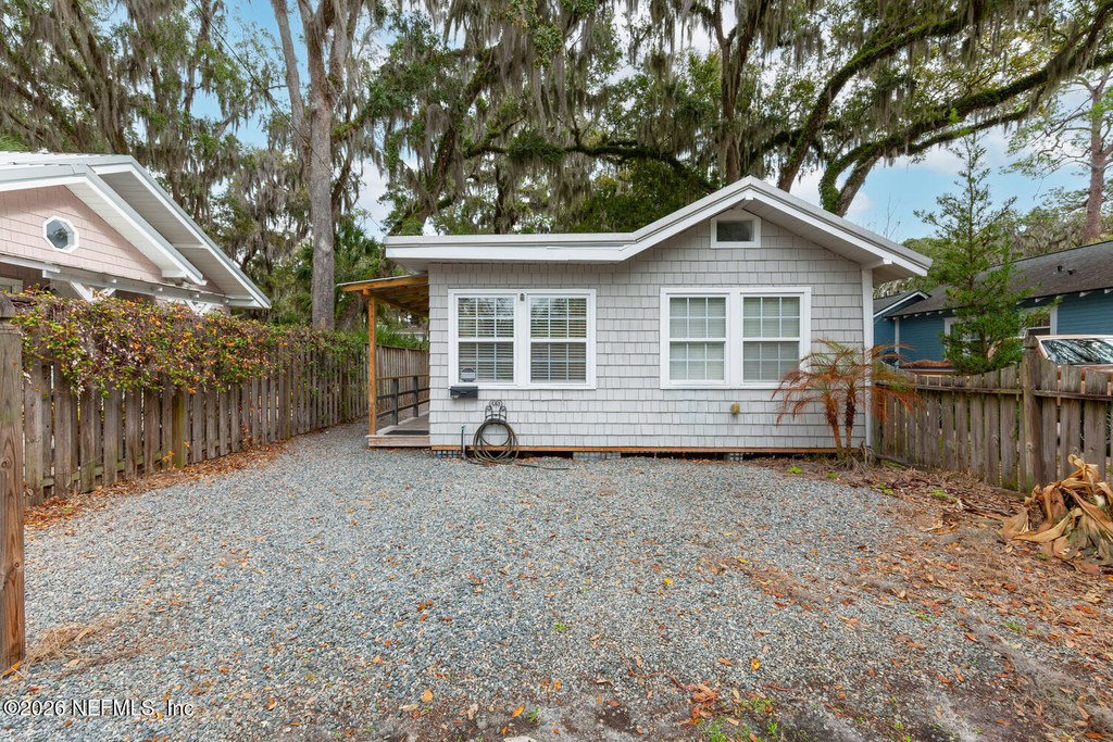2813 Princeton Avenue - Photo 2