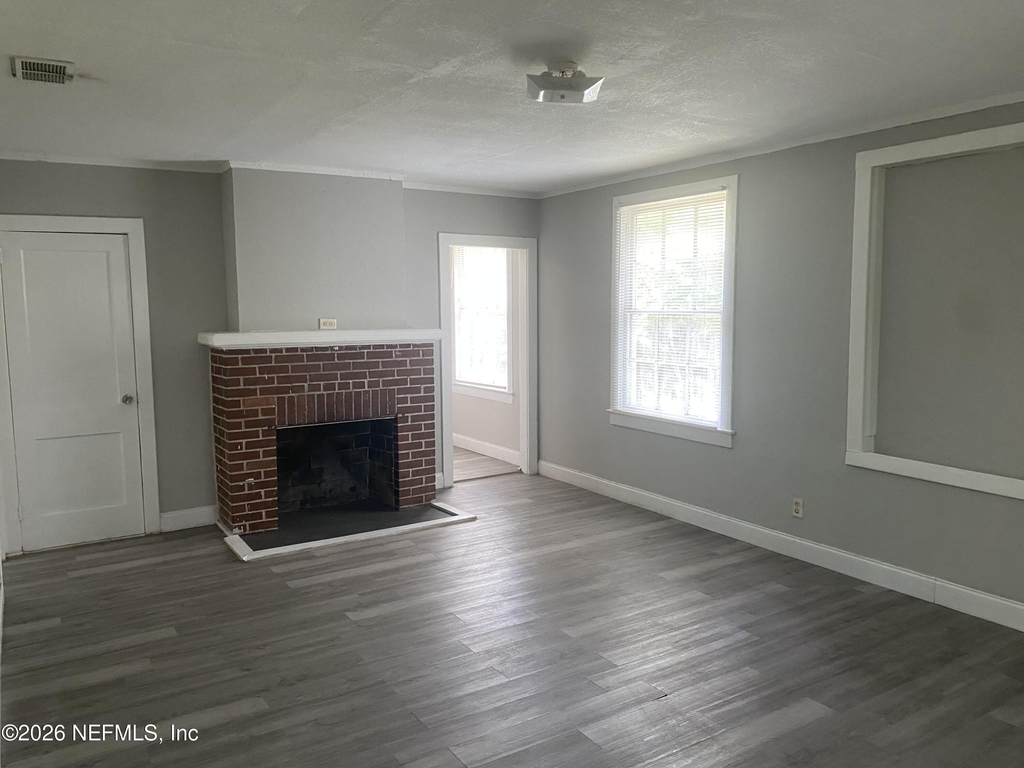 2854 Wickwire Street - Photo 11