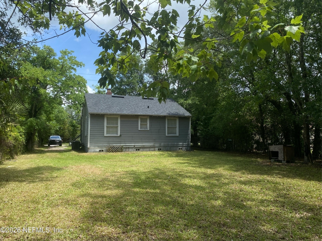 2854 Wickwire Street - Photo 15