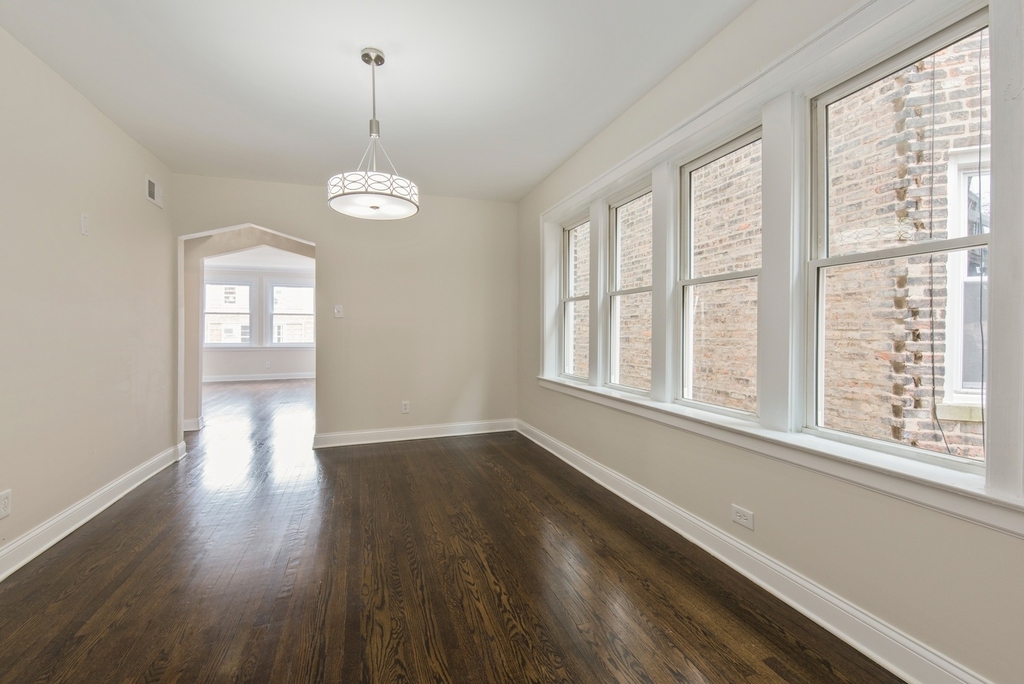 7938 S Honore Street - Photo 3