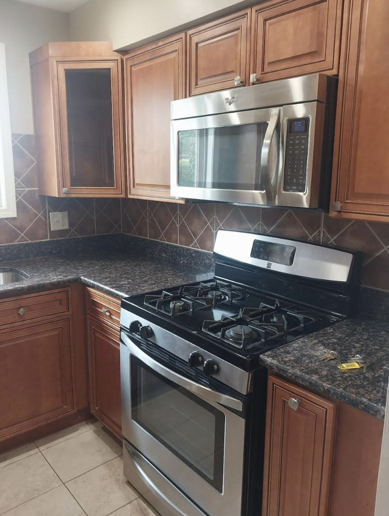 629 W 65th Street - Photo 1