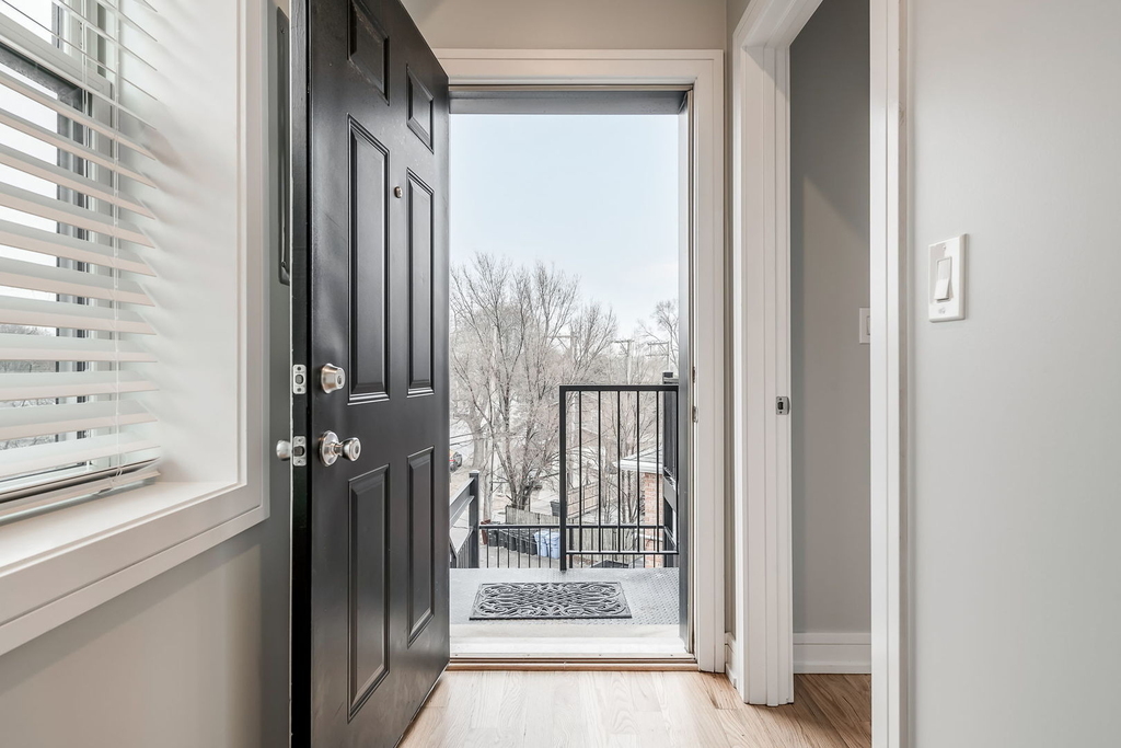 5979 N Elston Avenue - Photo 18