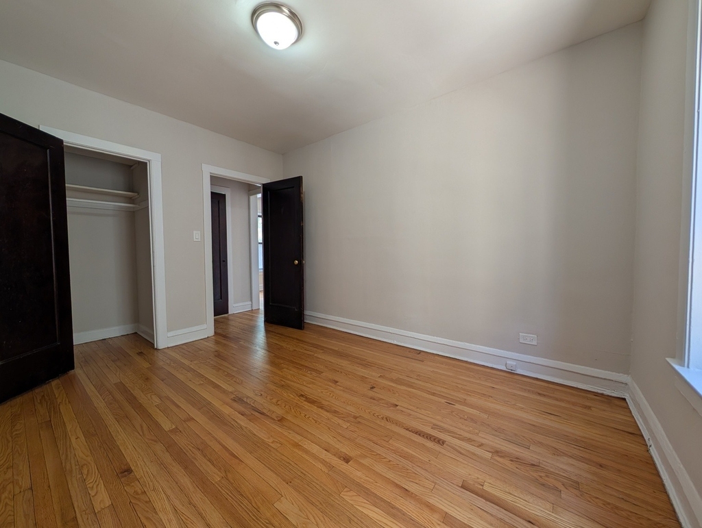 2700 N Spaulding Avenue - Photo 4