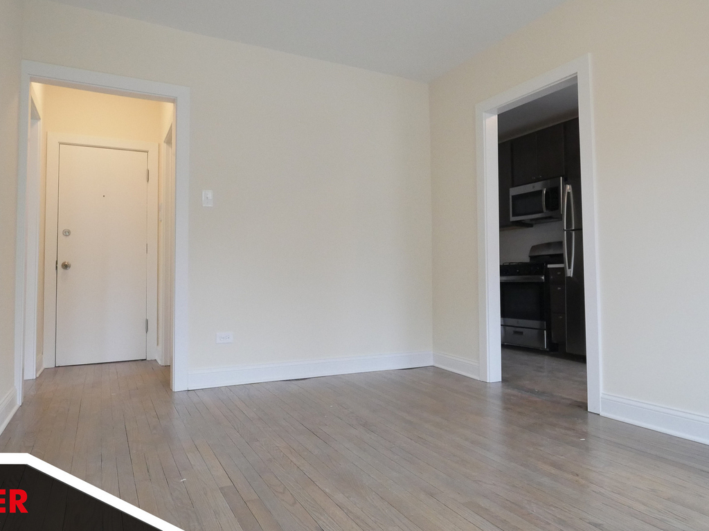 2639 N Spaulding Avenue - Photo 3