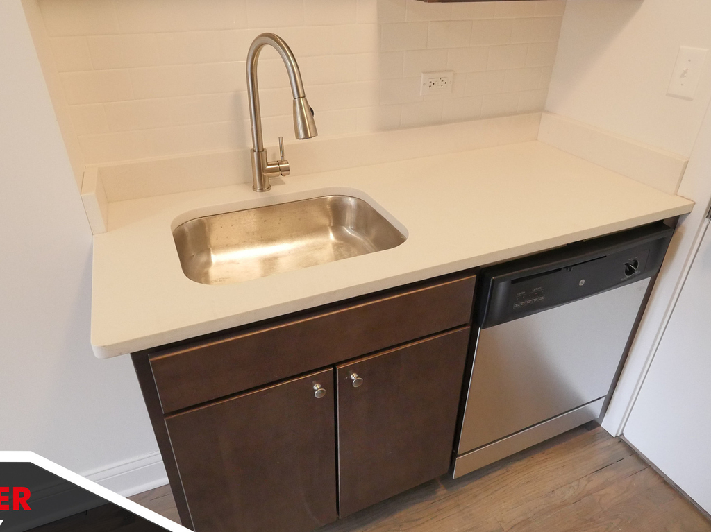 2639 N Spaulding Avenue - Photo 6