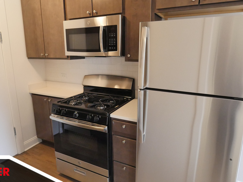 2639 N Spaulding Avenue - Photo 5