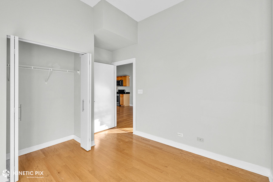 1 S Leavitt Street - Photo 22