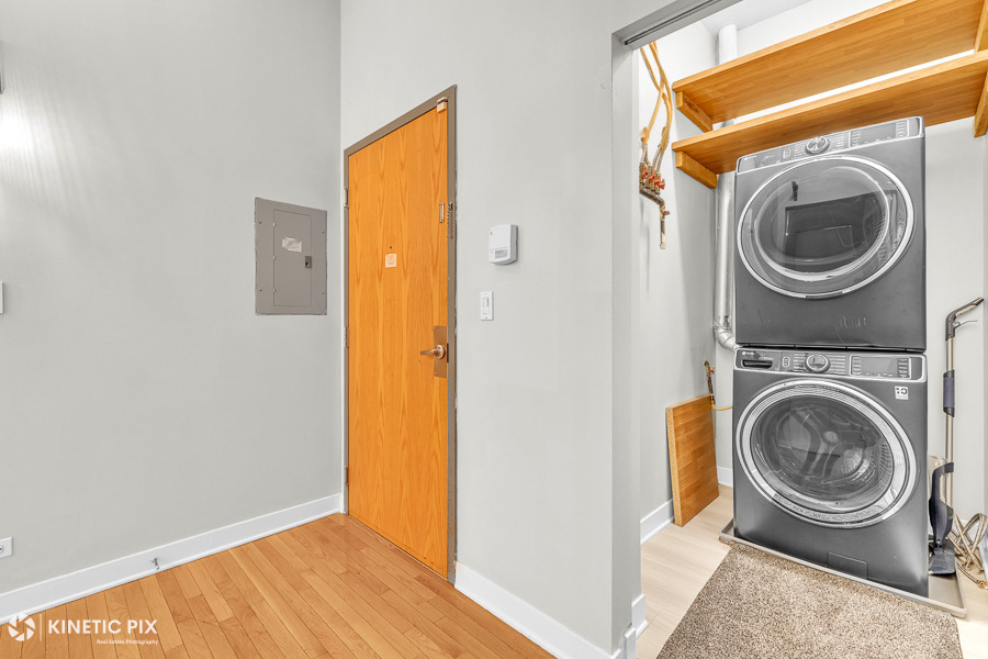 1 S Leavitt Street - Photo 3