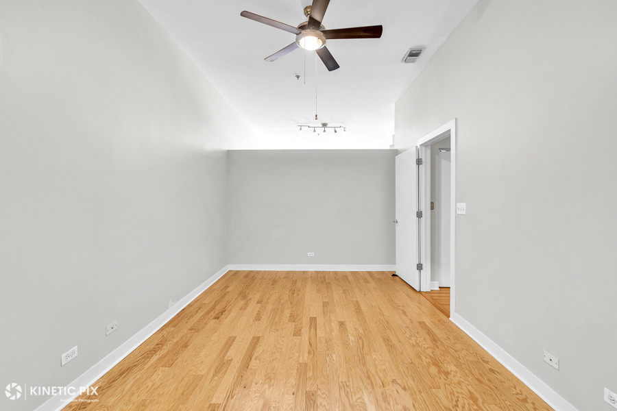 1 S Leavitt Street - Photo 26