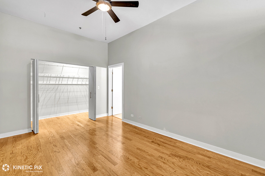 1 S Leavitt Street - Photo 19