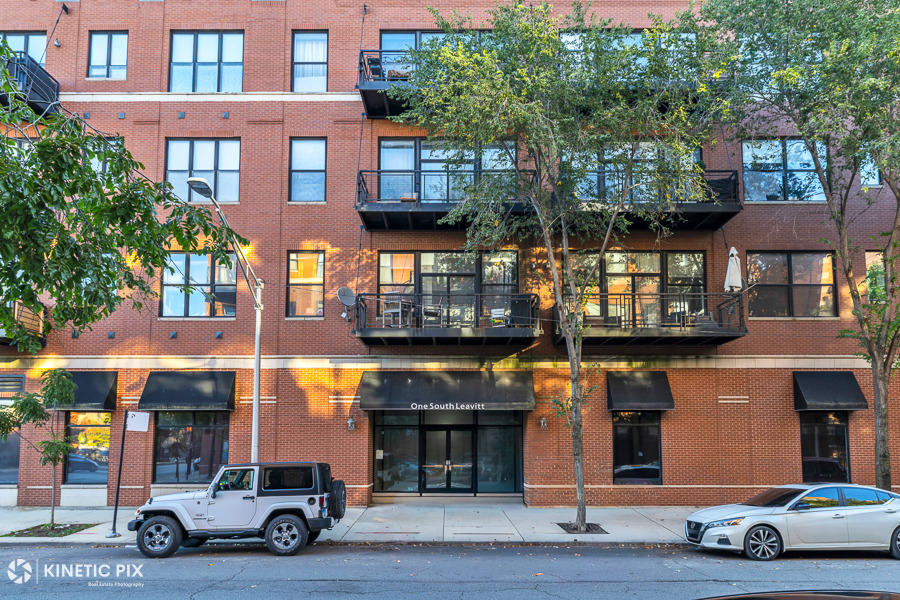 1 S Leavitt Street - Photo 1