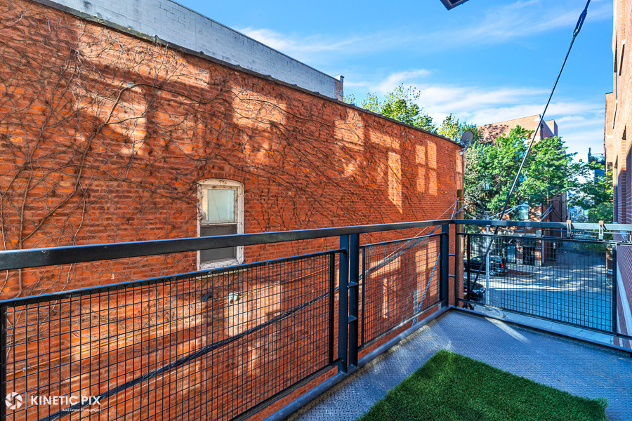 1 S Leavitt Street - Photo 21