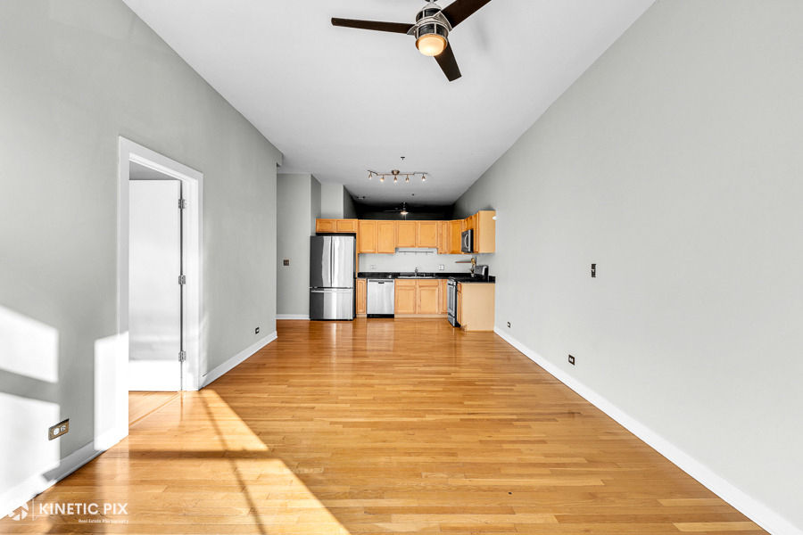 1 S Leavitt Street - Photo 18