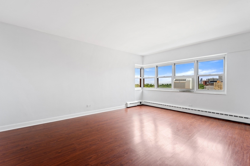 4950 N Marine Drive - Photo 1