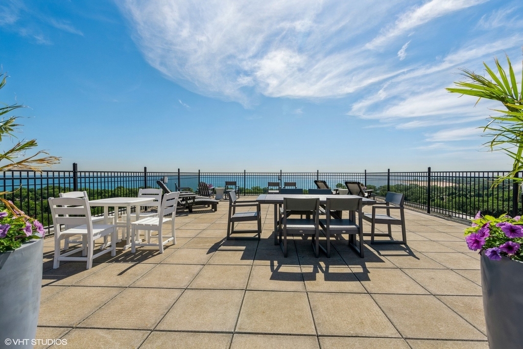 4950 N Marine Drive - Photo 15