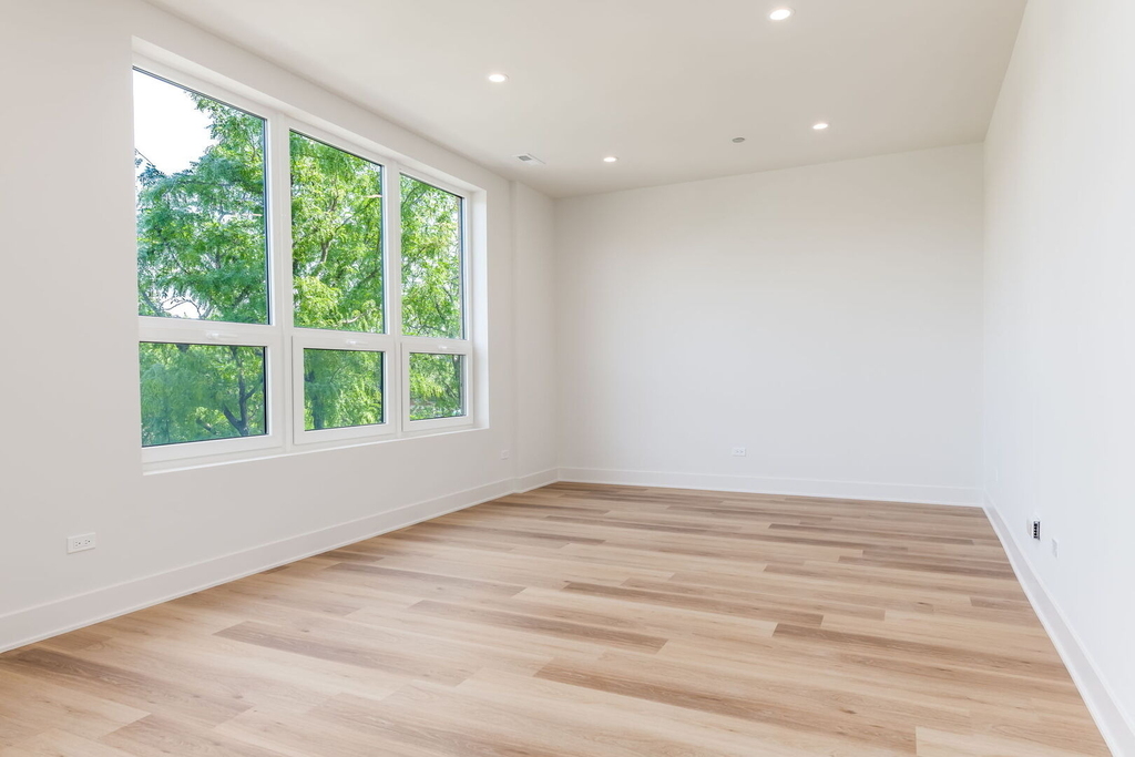 224 S Ashland Avenue - Photo 8