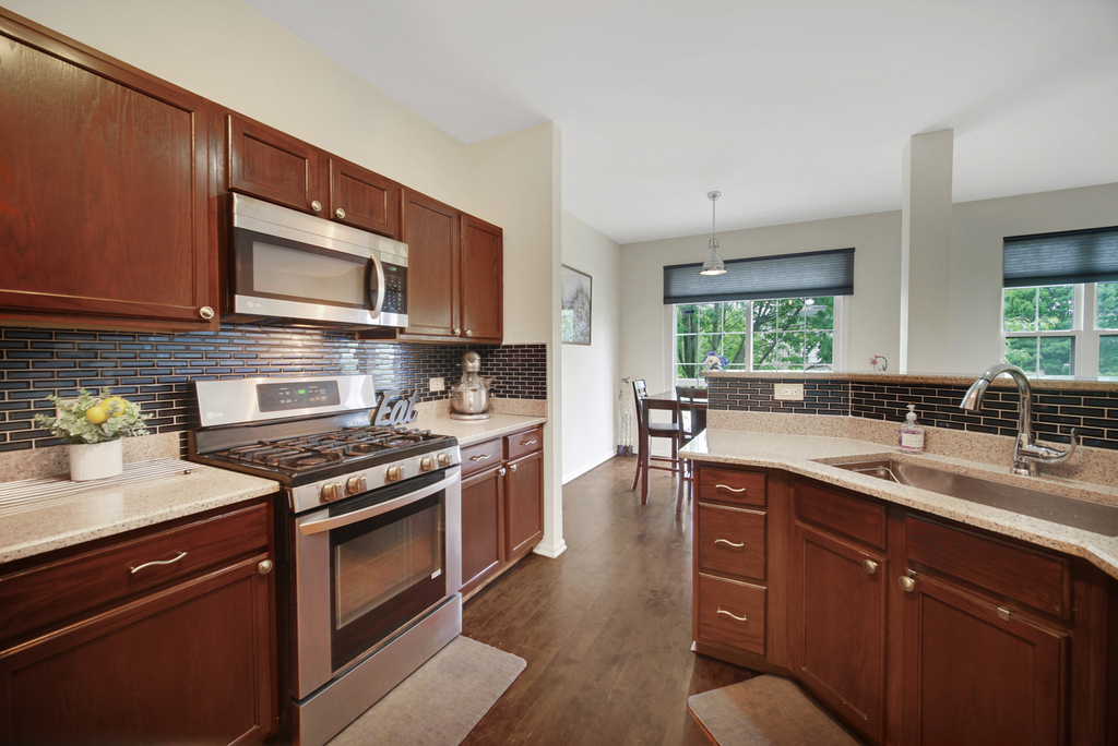 439 Bay Tree Circle - Photo 9
