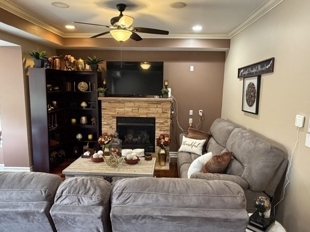 1367 E 64th Street - Photo 4