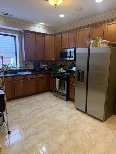 1367 E 64th Street - Photo 15