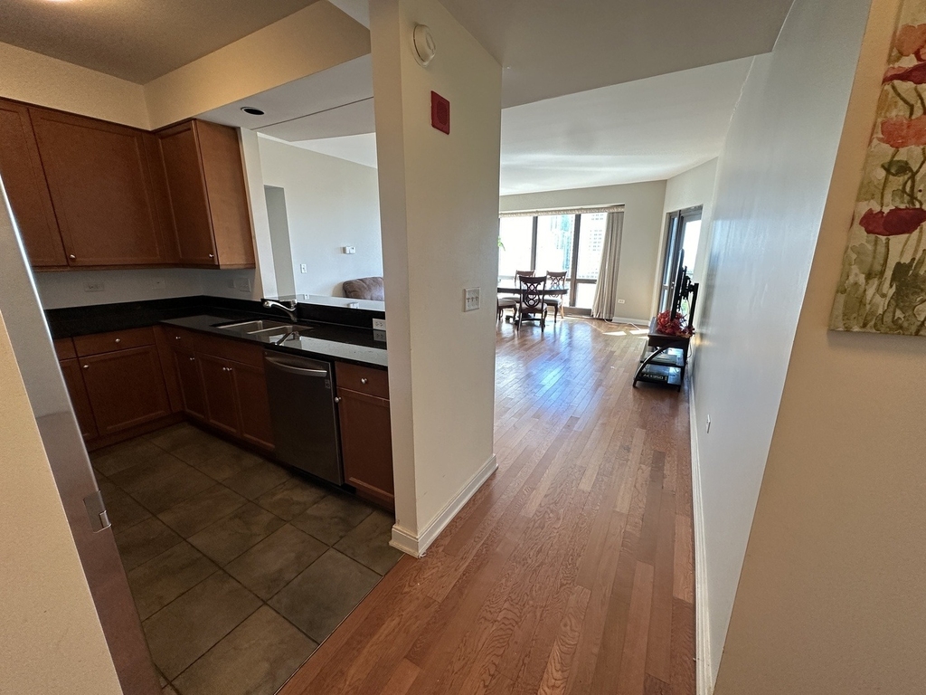 130 N Garland Court - Photo 1