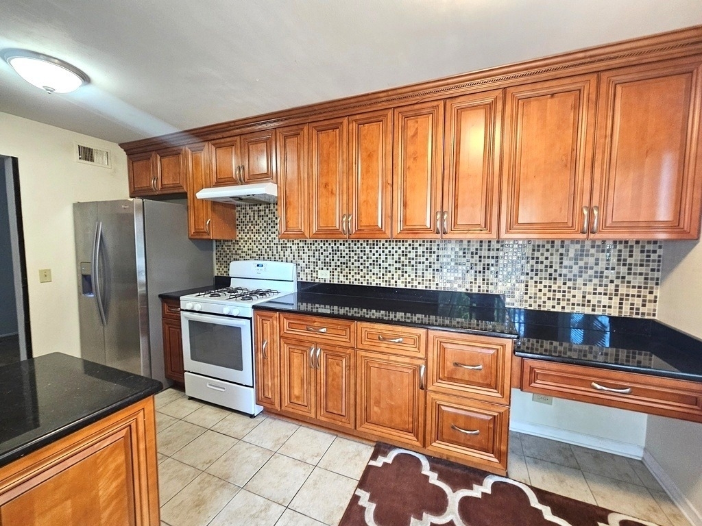 1182 Northbury Lane - Photo 27